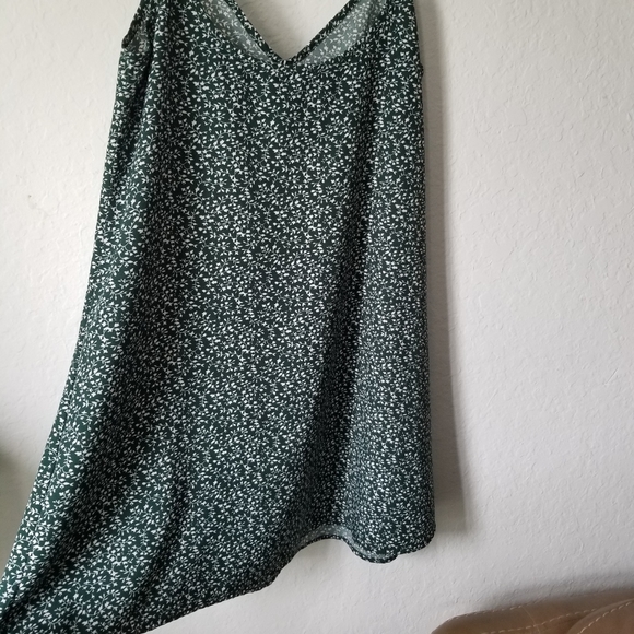 SHEIN Green and White Patterned Camisole Dress - Picture 2 of 4